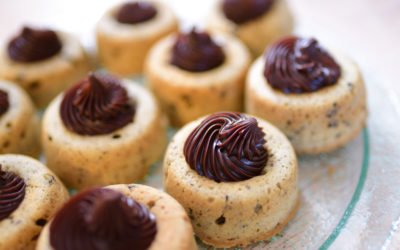 Buttery Ganache Cookie Cups